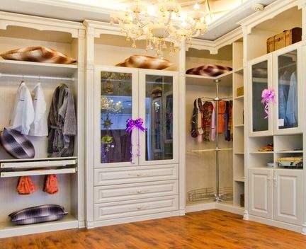 特伦斯整体衣柜 家居美学与空间收纳的完美结合